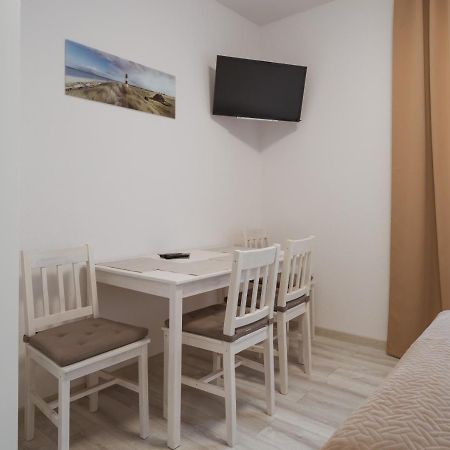 Apartament Dla 4 Osob Blisko Morza Niechorze Buitenkant foto